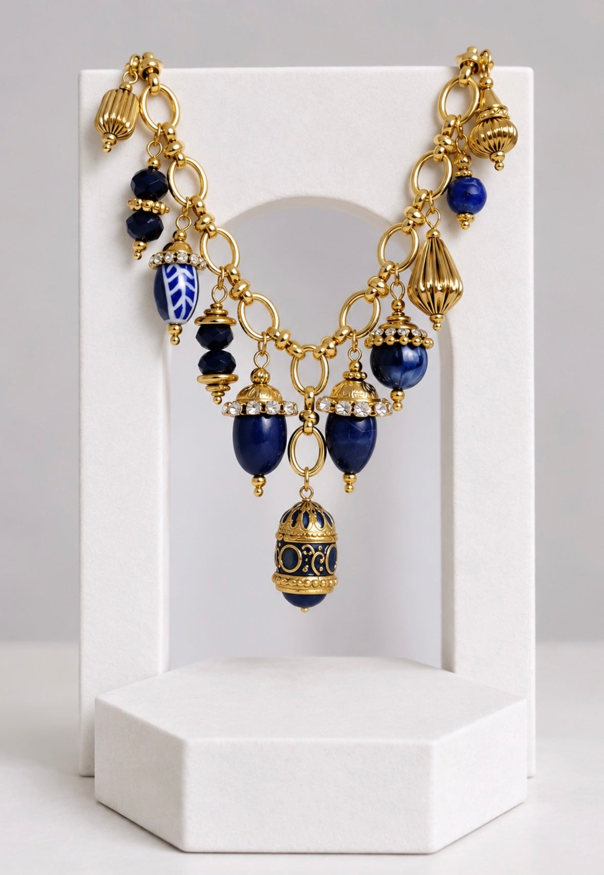 Collier Midnight
