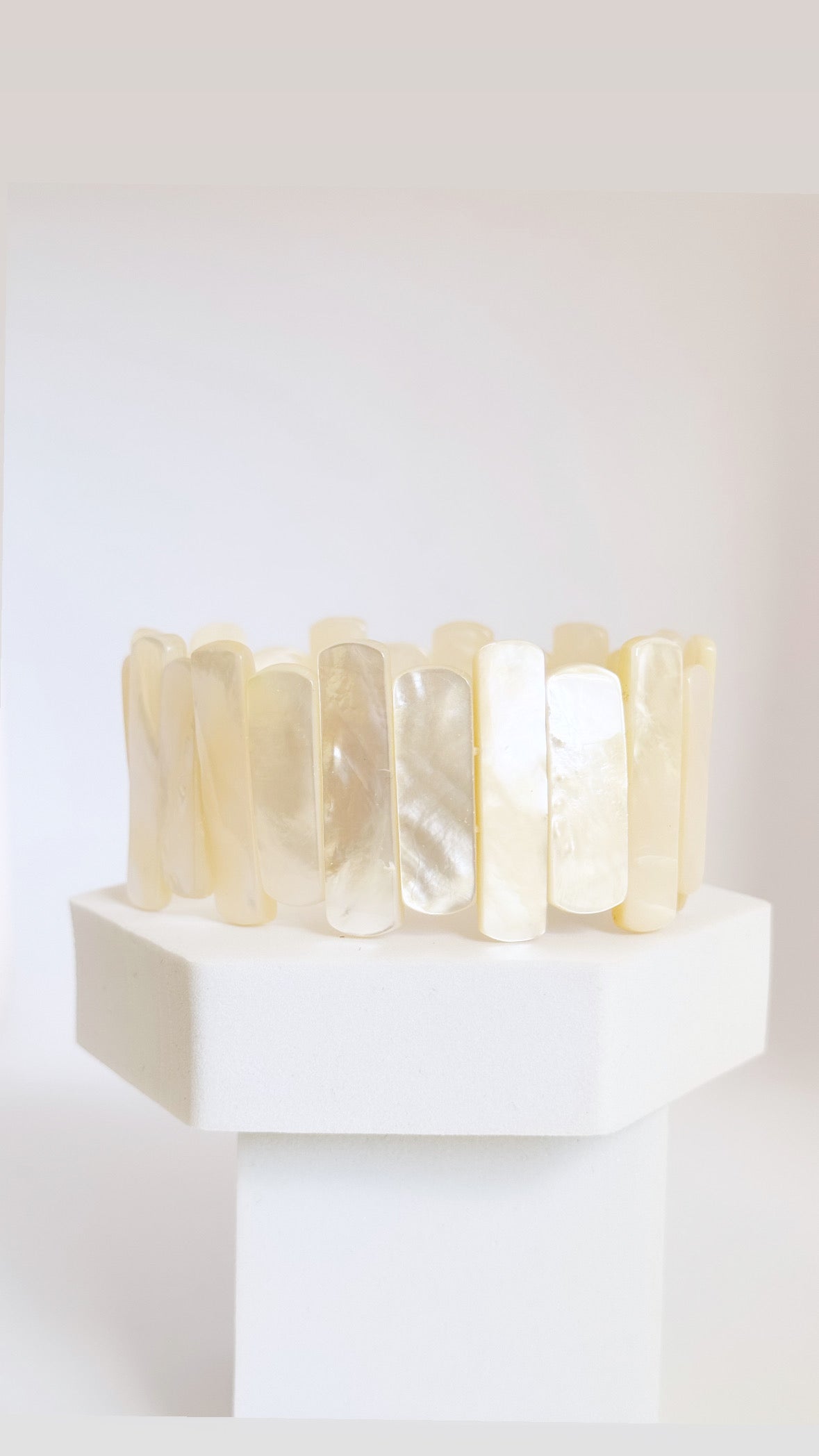 Bracelet Nacre Naturelle Asymétrique