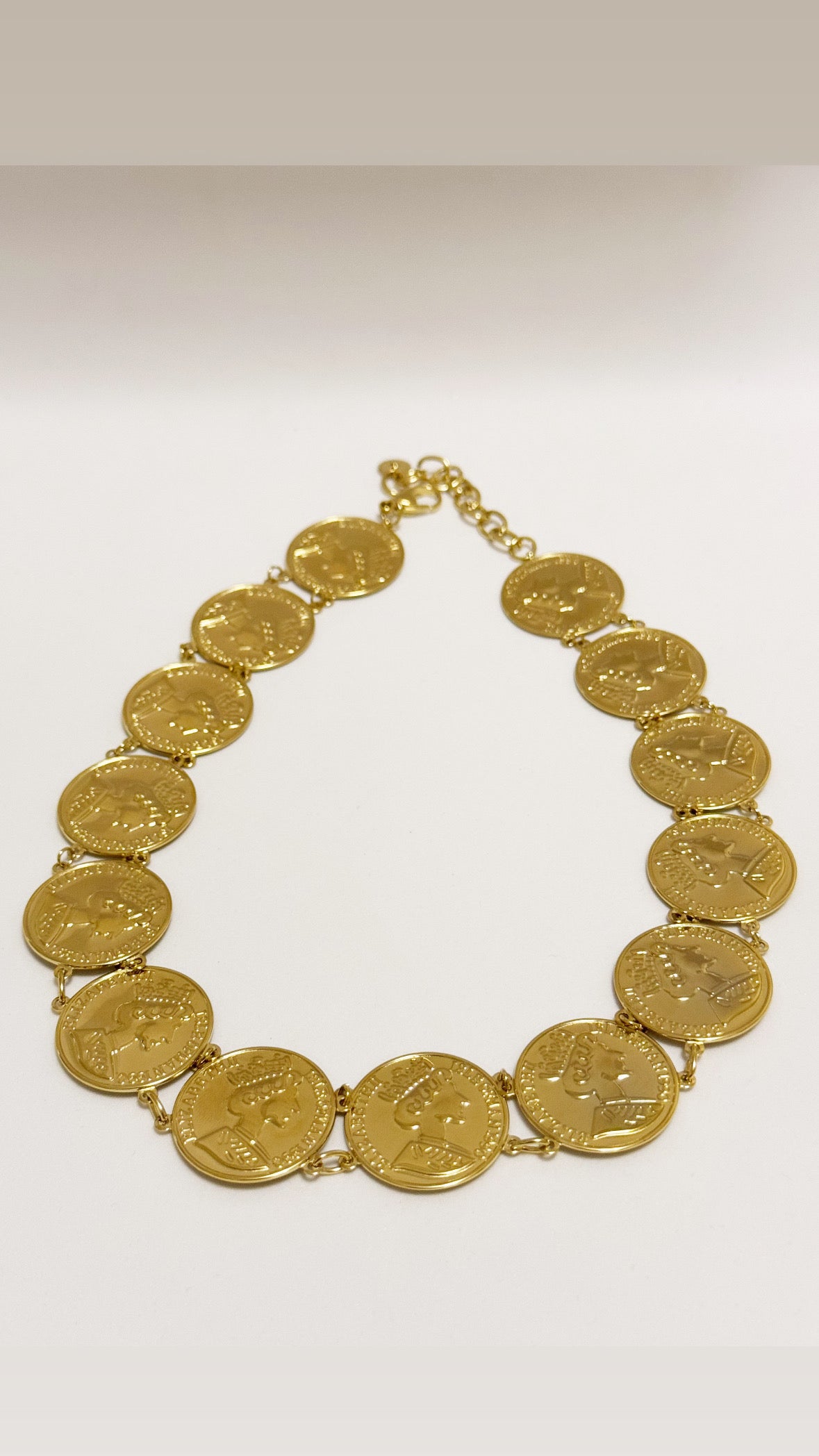 Collier Dynastie