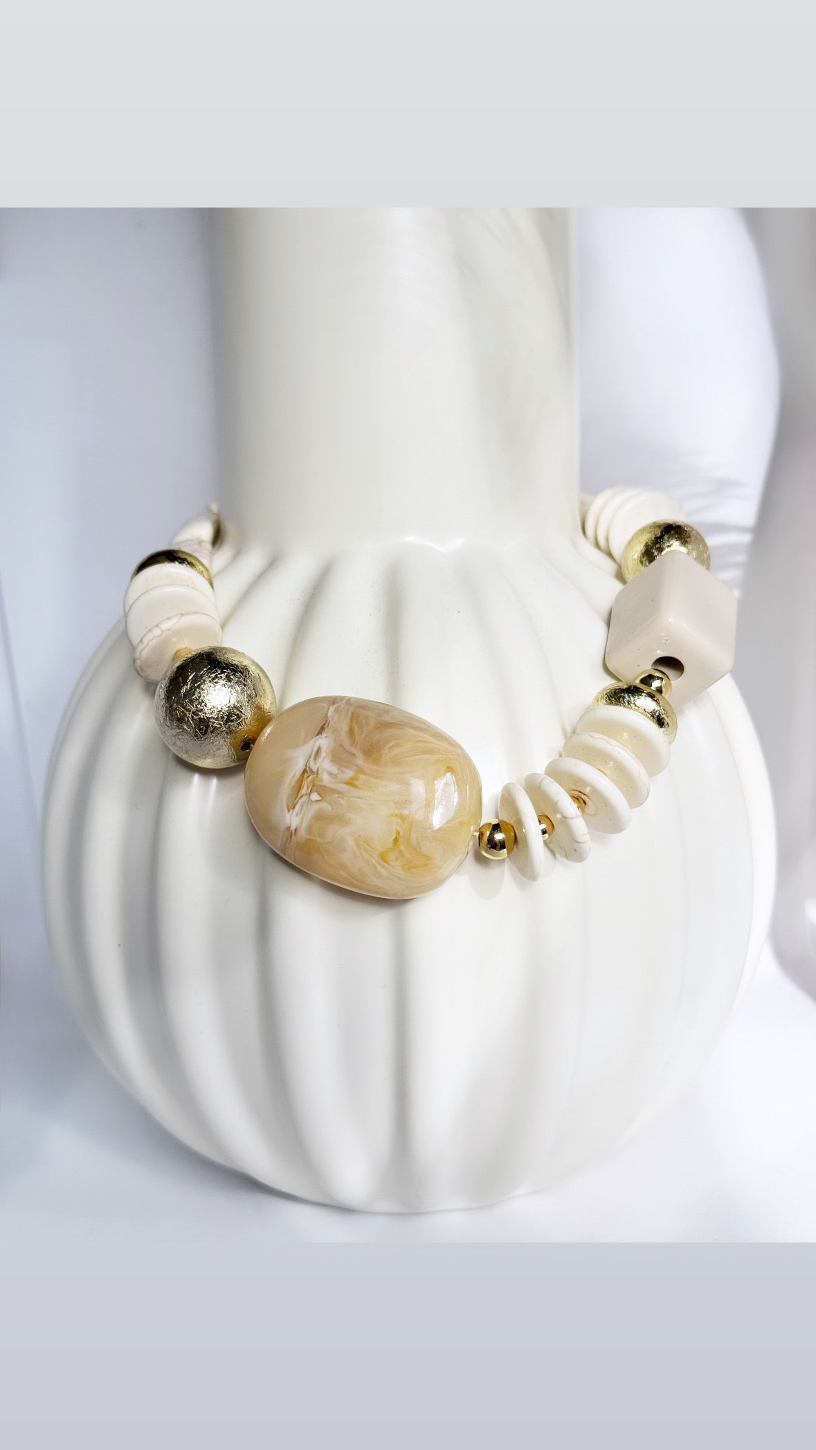Collier Carolina