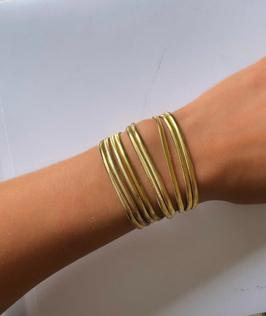 Bracelet neuf rangs serpent