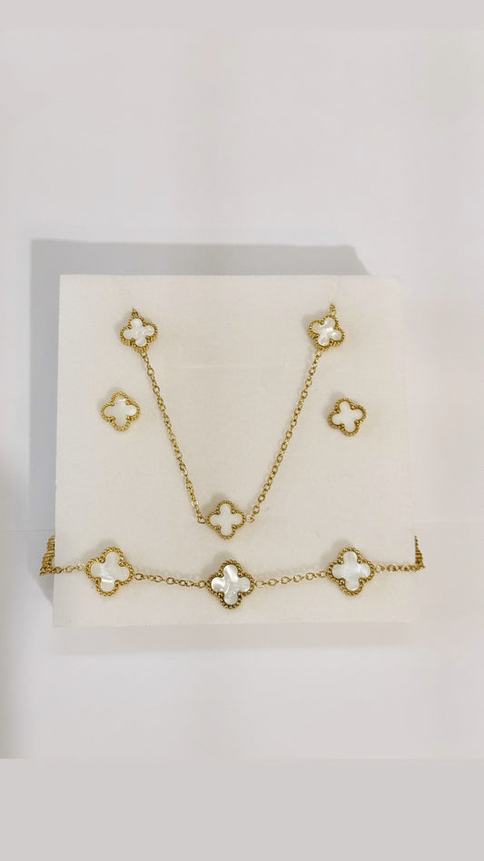 Parure Alma White